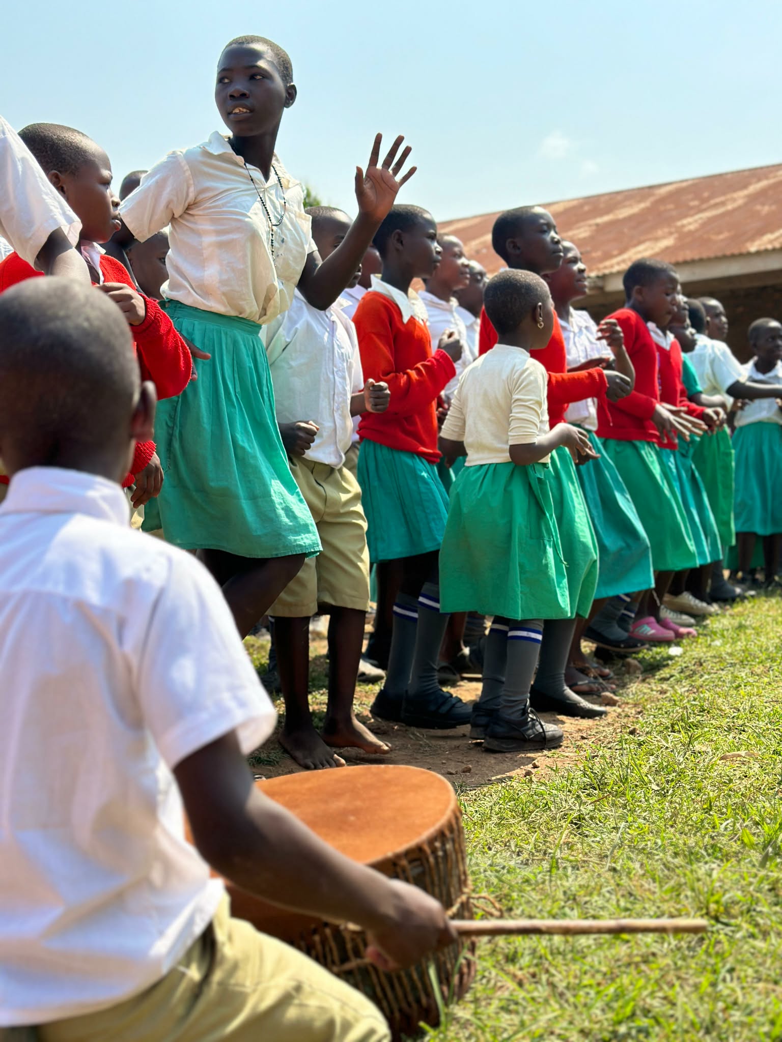 Global Grant – Nyakijumba versterken – Oeganda: Onderwijs, Water & Kansen